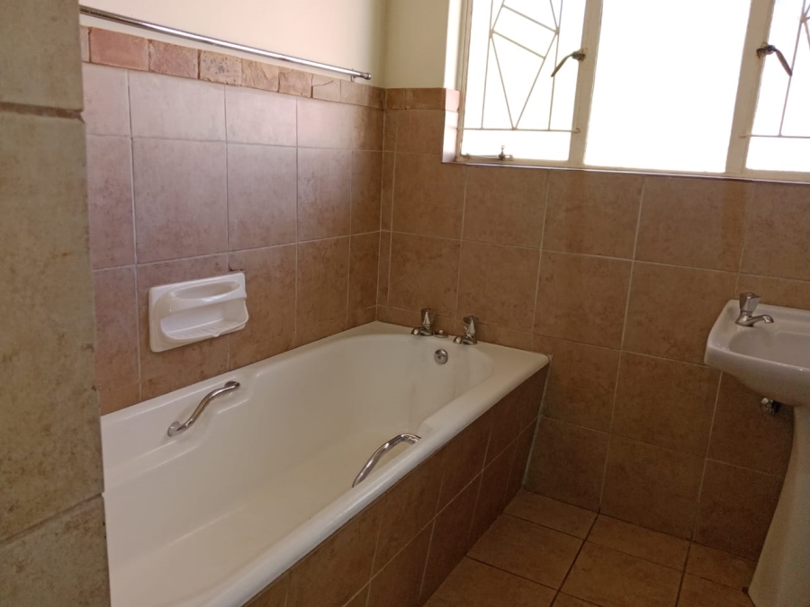 To Let 3 Bedroom Property for Rent in Kuruman Northern Cape